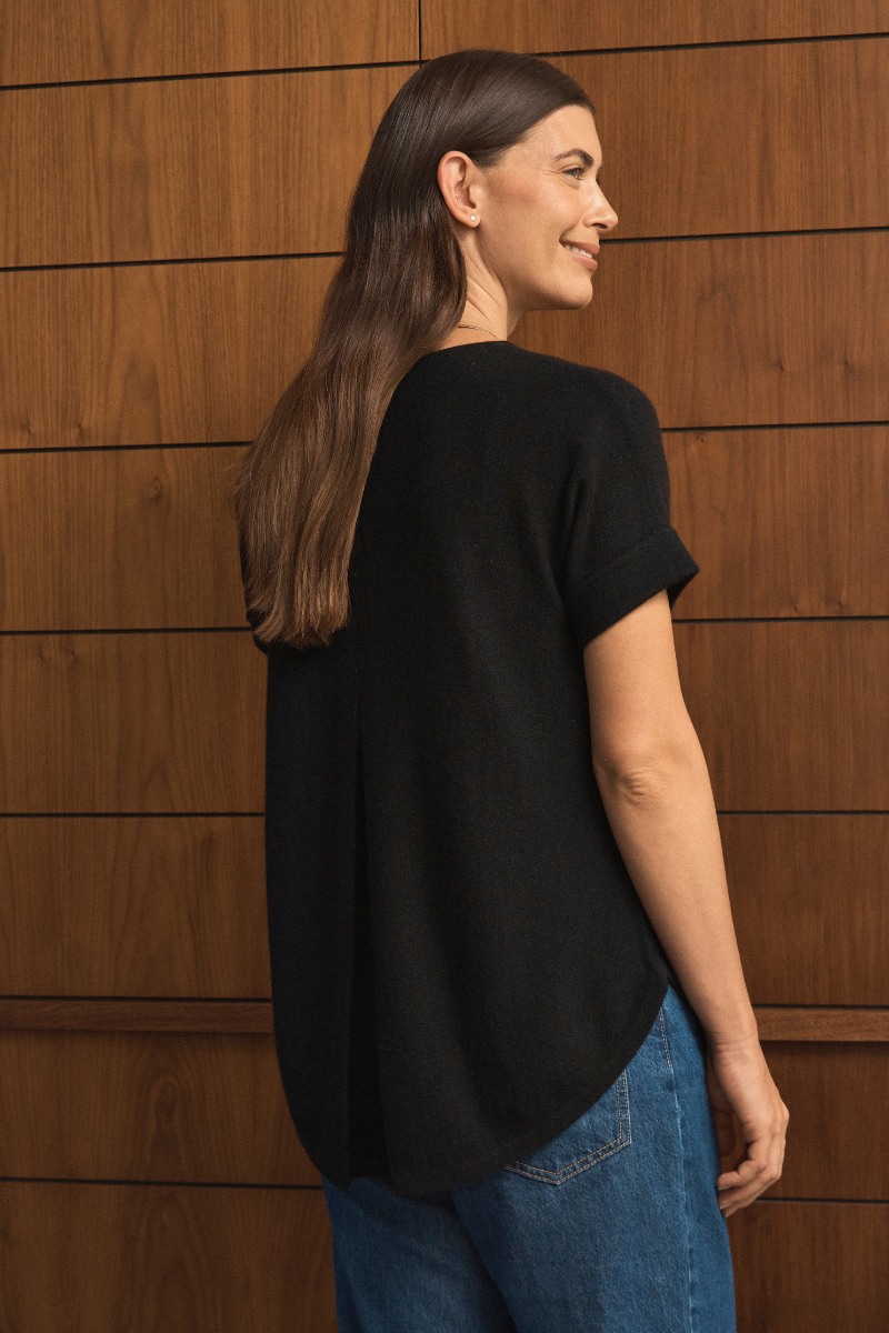 Cashmere Black Short Sleeve Tee